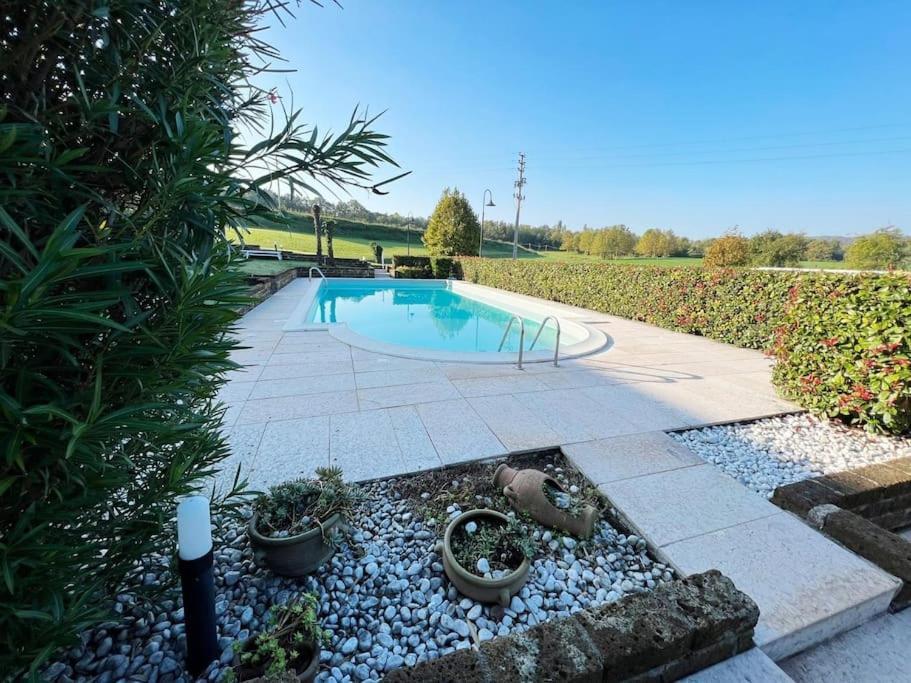 Limone Apartment - Featuring A Private Garden And Access To A Pool Barcuzzi Zewnętrze zdjęcie