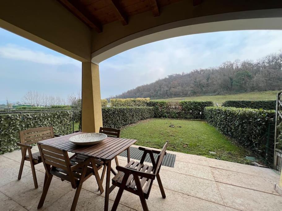 Limone Apartment - Featuring A Private Garden And Access To A Pool Barcuzzi Zewnętrze zdjęcie